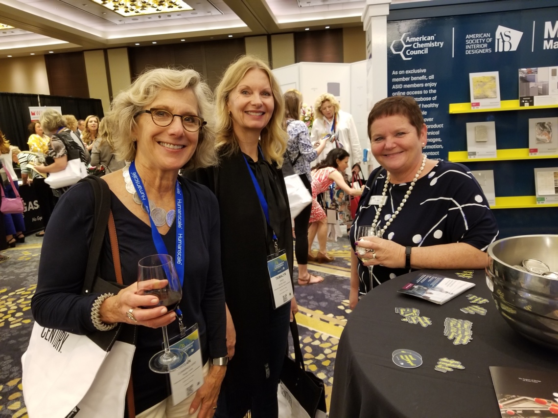 Ann, Tamalyn and Susan Wiggins in D.C.